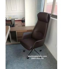 Ghế giám đốc màu nâu sang trọng GH16