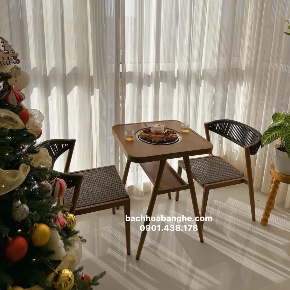 Bàn ghế cafe, bàn ghế ăn sân vườn có bếp tại Thủ Đức, HCM