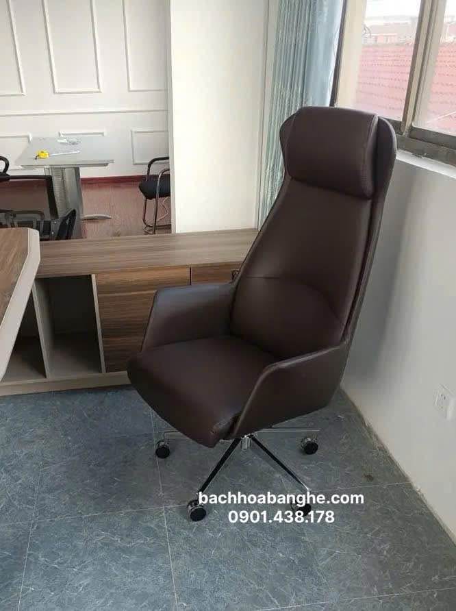 Ghế giám đốc màu nâu sang trọng GH16