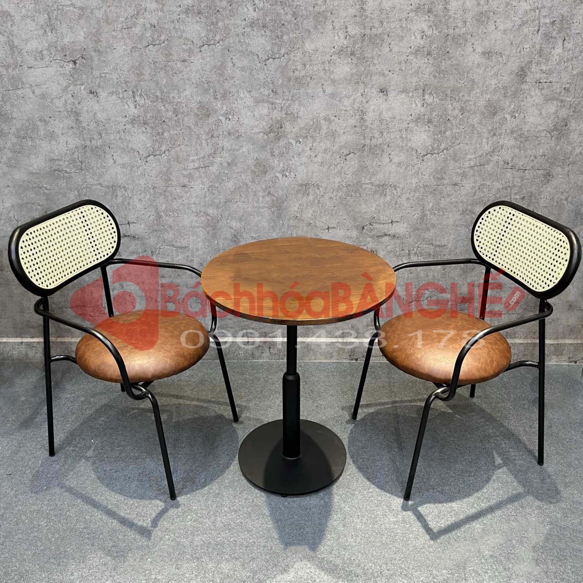 Bộ bàn ghế cafe bàn gỗ cao su chân sắt ghế sắt nệm 258