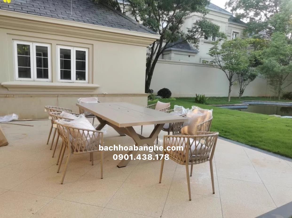 Bàn ăn bbq nhôm đúc sân vườn hai bếp 2m3x1m2 màu xám sampanh